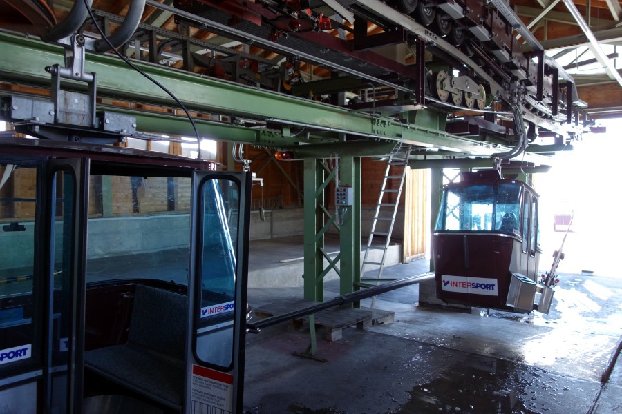 Bergstation der Kabinenbahn Geils-Hahnenmoos, März 2013