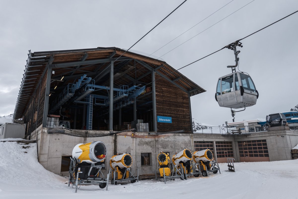 Bergstation der Kabinenbahn Bergläger-Sillerenbühl, Dezember 2022