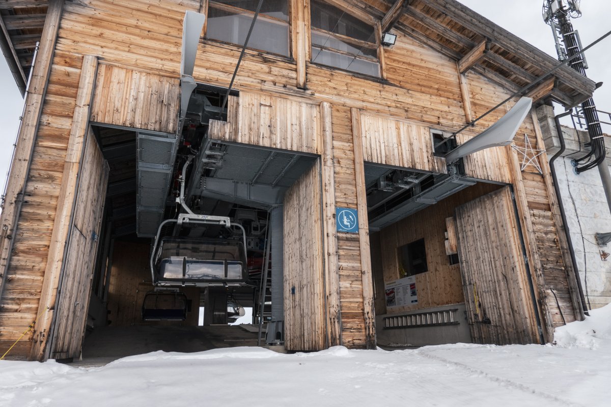 Bergstation der Sesselbahn Geils-Laveygrat, Dezember 2022
