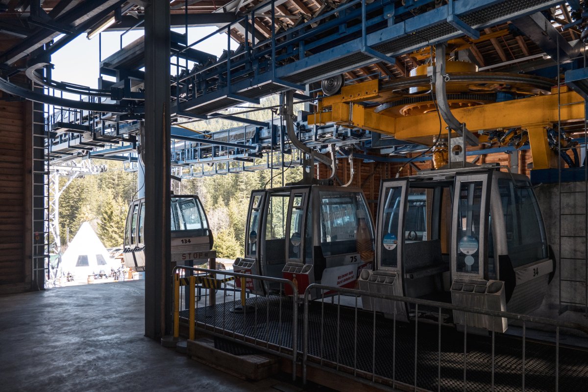 Bergstation der Kabinenbahn Oey-Eselmoos-Bergläger, März 2026