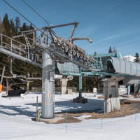 Talstation der Sesselbahn Ravina-Varozzei, März 2023