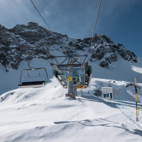 Bergstation der Sesselbahn Ravina-Varozzei, März 2023