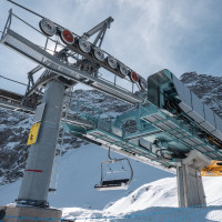 Bergstation der Sesselbahn Ravina-Varozzei, März 2023