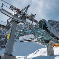 Bergstation der Sesselbahn Ravina-Varozzei, März 2023