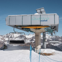 Bergstation der Sesselbahn Ravina-Varozzei, März 2023