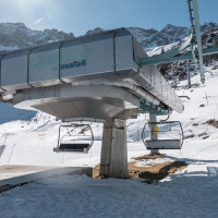 Talstation der Sesselbahn Ravina-Varozzei, März 2023