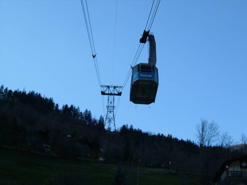 Luftseilbahn Mörel-Riederalp, April 2006