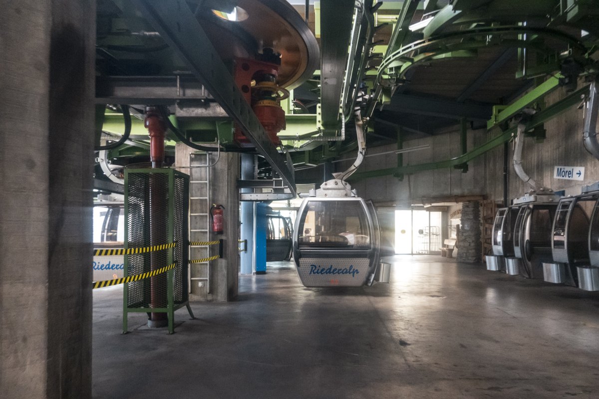 Talstation der Kabinenbahn Ried-Riederalp, Oktober 2021