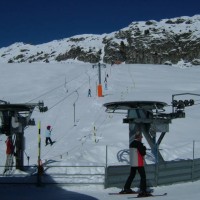 Talstationen der Schlepplifte Läger 1 und Läger 2, April 2006