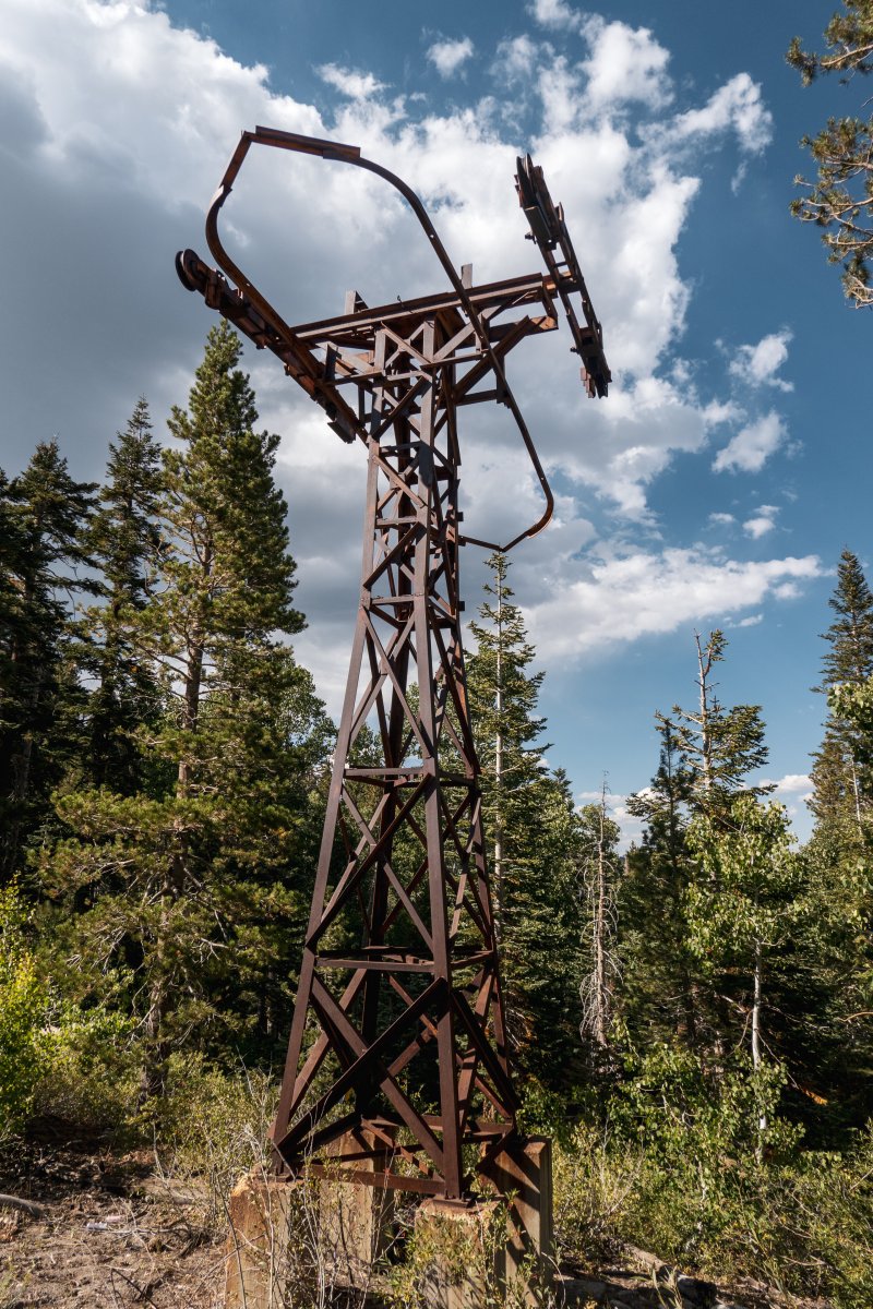 Stillgelegte Sesselbahn am Mount Rose, August 2024