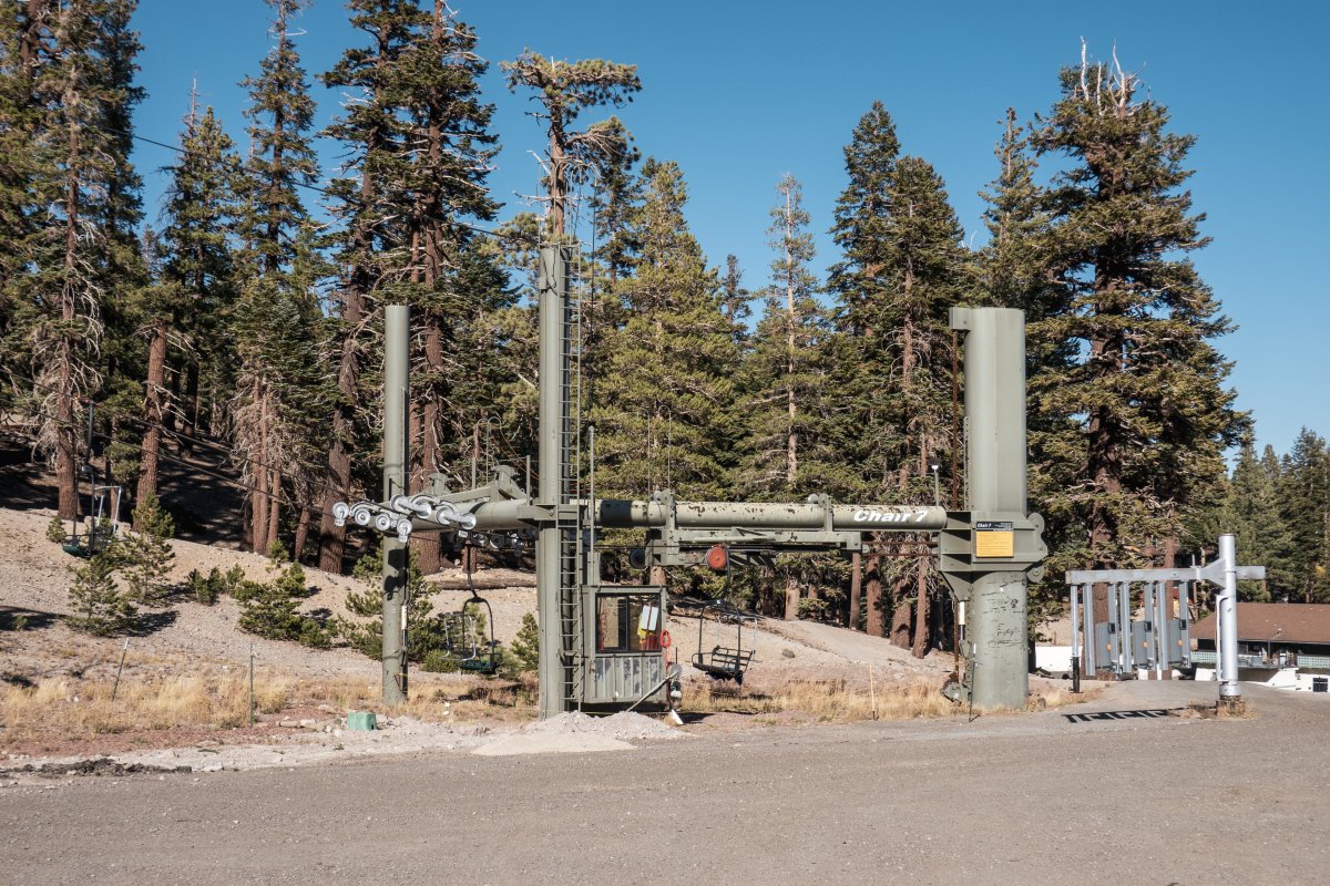 Talstation der Sesselbahn Mammoth Mountain 7, Oktober 2024