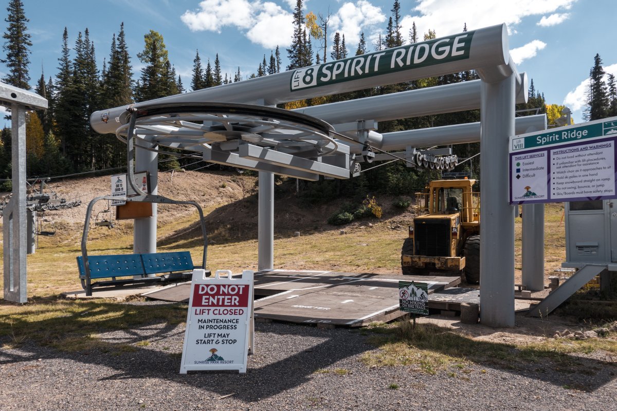 Talstation der Sesselbahn Spirit Ridge, Oktober 2024