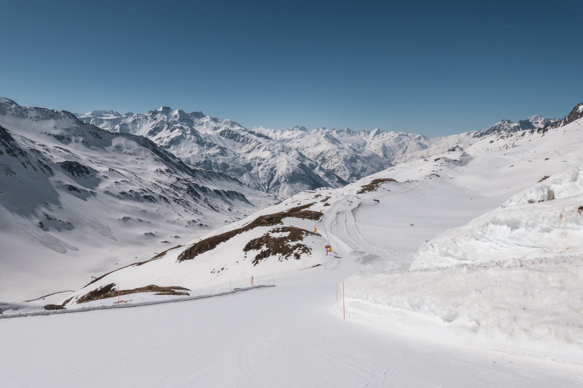 Skifahren in der Skiarena Andermatt-Sedrun