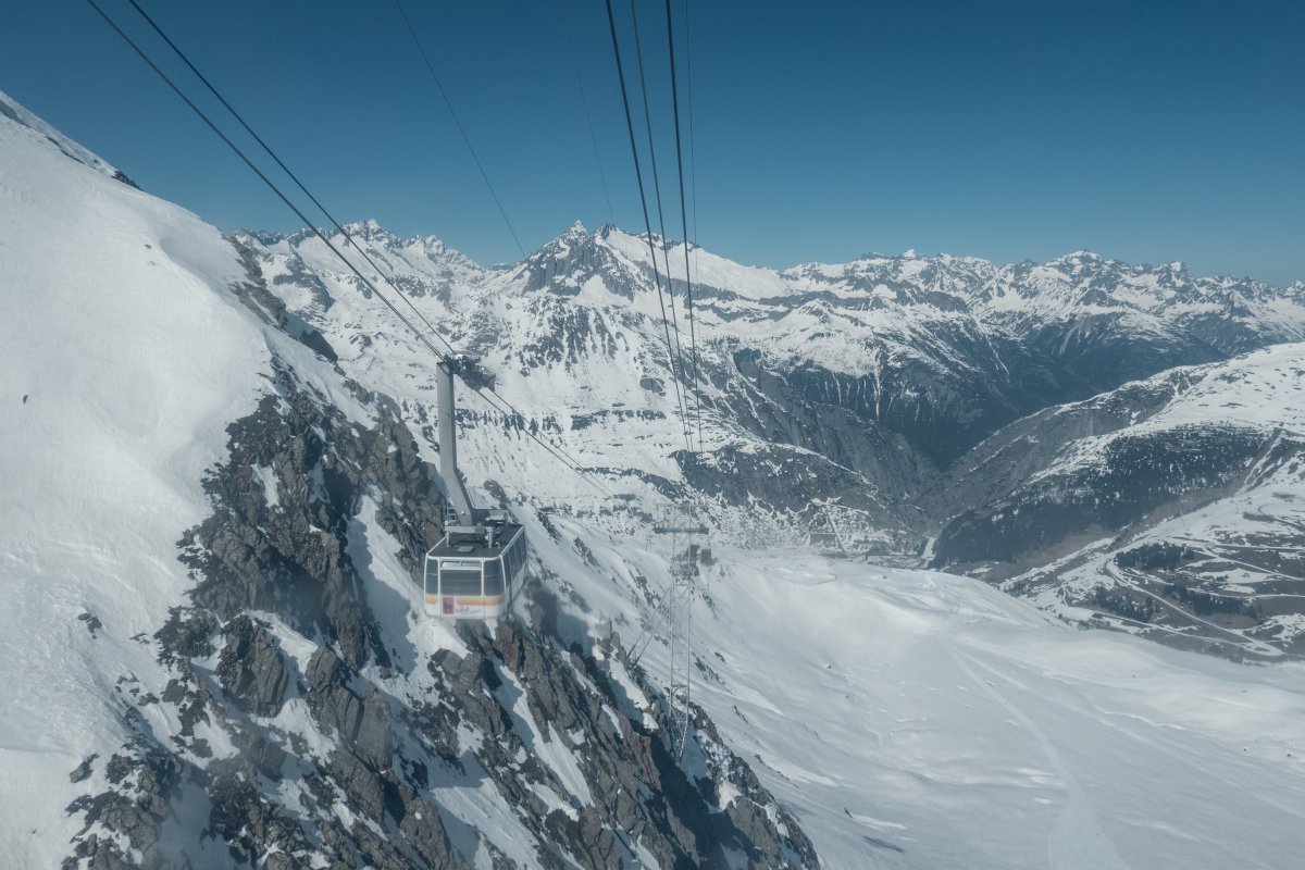 Luftseilbahn Gurschen-Gemsstock, März 2022