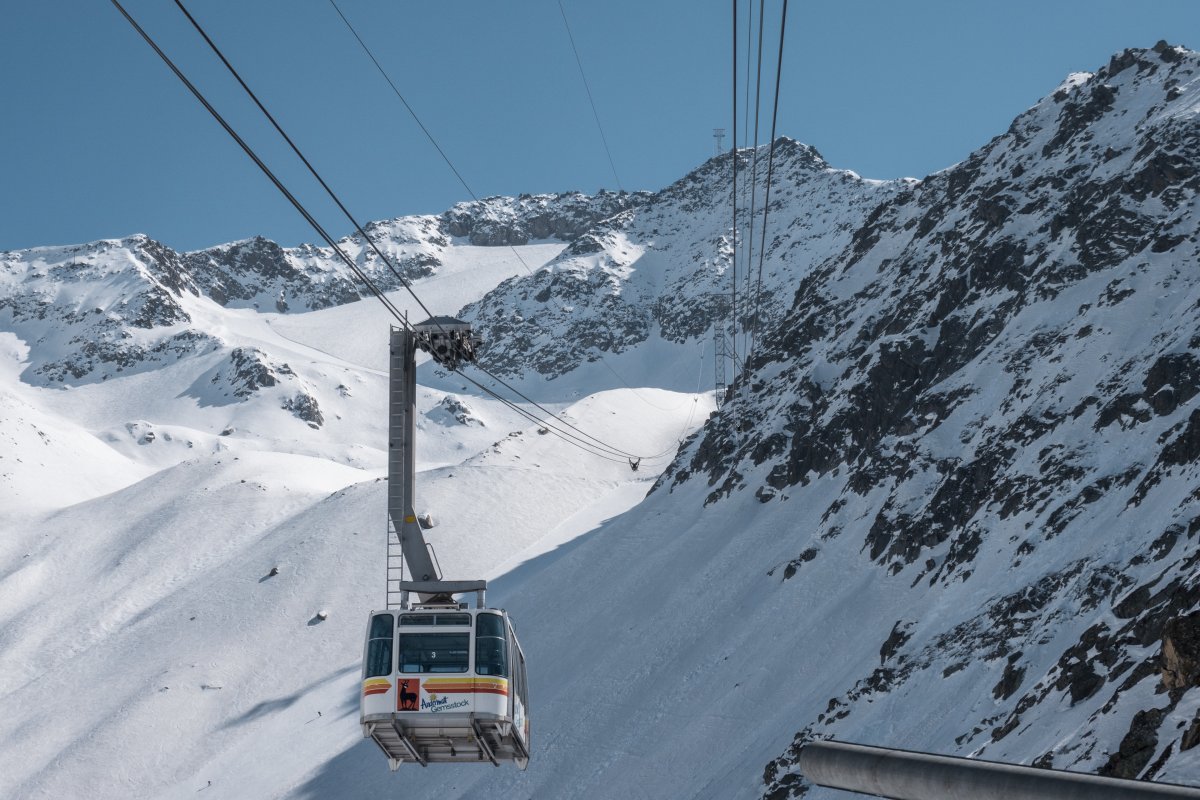 Luftseilbahn Gurschen-Gemsstock, März 2022