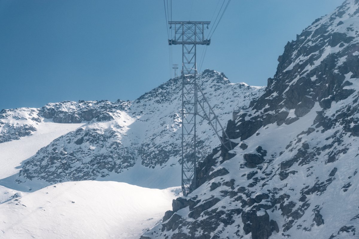 Luftseilbahn Gurschen-Gemsstock, März 2022