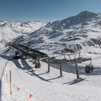 Kabinenbahn Oberalppass-Platten-Schneehüenerstock, März 2022
