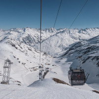 Kabinenbahn Oberalppass-Platten-Schneehüenerstock, März 2022