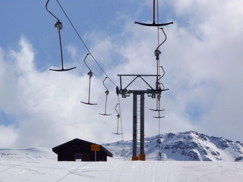 Schlepplift Unter Sennturm-Ginals, April 2009