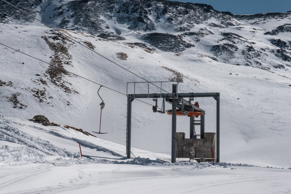 Bergstation des Schlepplifts Unter Senntum-Seefeld, März 2022