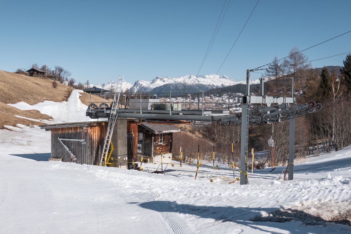 Talstation des Schlepplifts Lohmatte-Erez, März 2022