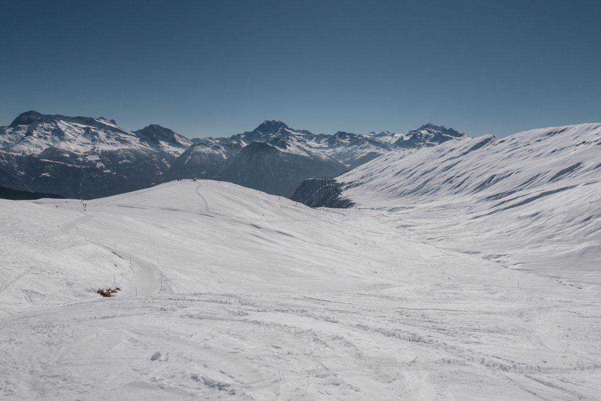 Tunnelabfahrt am Schlepplift Hohstock auf der Belalp, März 2022