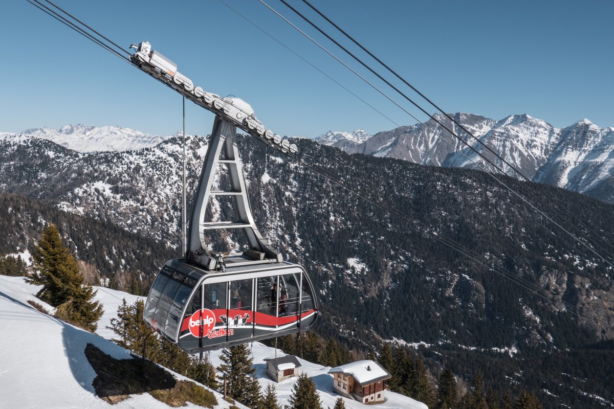 Luftseilbahn Blatten-Belalp, März 2022