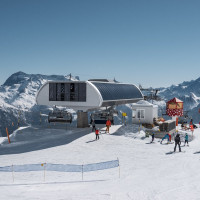 Bergstation der Sesselbahn Sparrhorn, März 2022