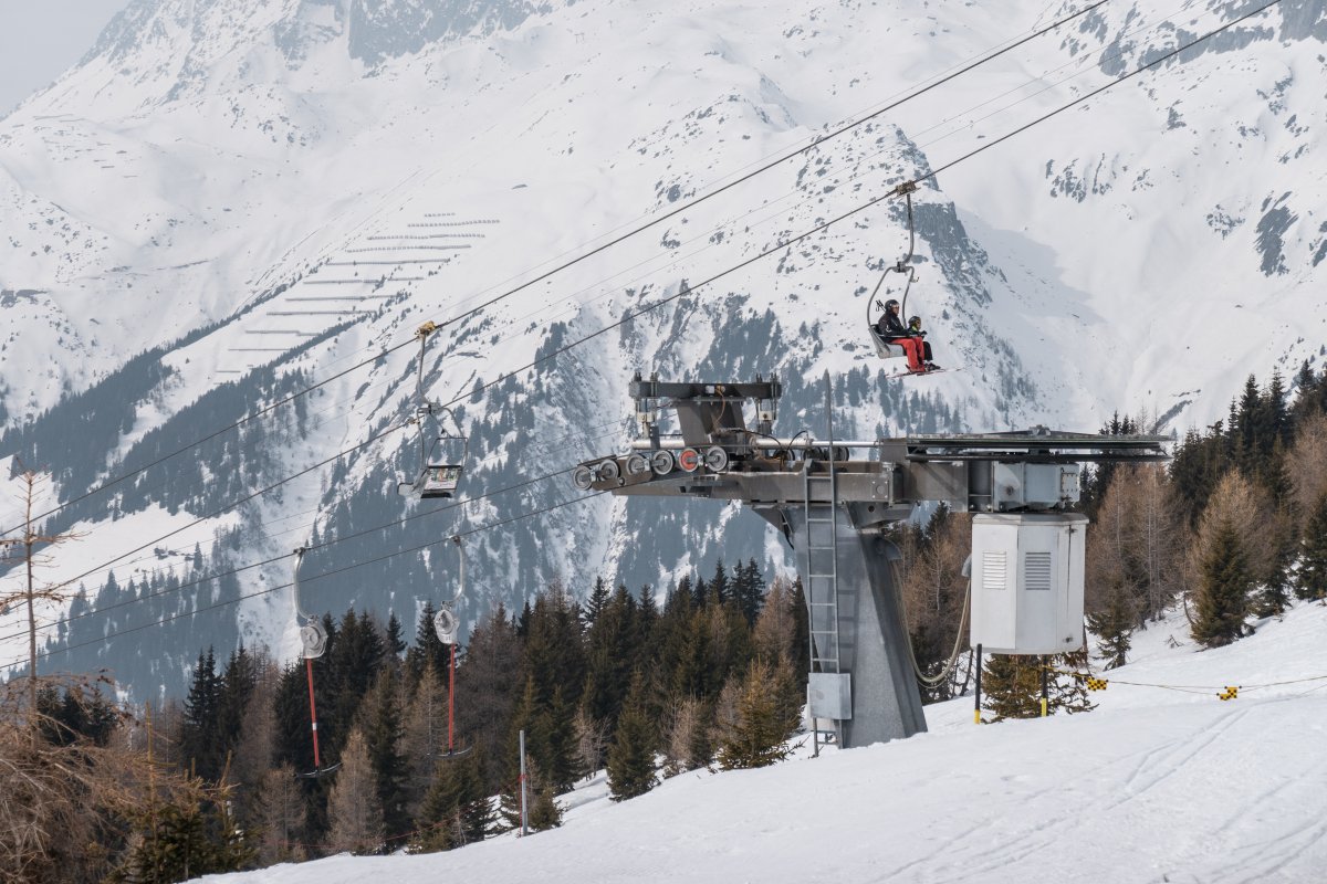 Bergstation des Schlepplifts Matten, März 2022