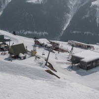 Talstation der Sesselbahn Richinen-Furgglti, März 2022