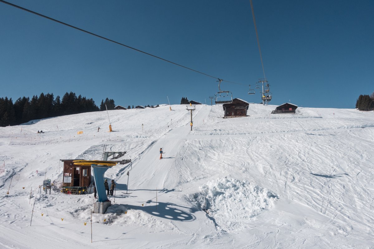 Sesselbahn Waltensburg-Alp Dado und Schlepplift Parli-Alp Dado, Februar 2021