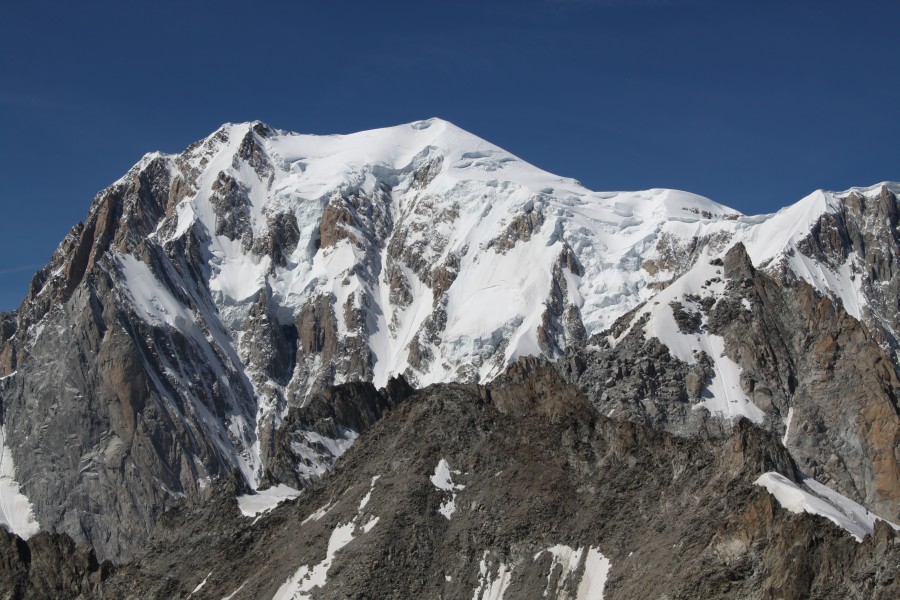 Mont Blanc von der Pointe Helbronner aus gesehen, August 2011