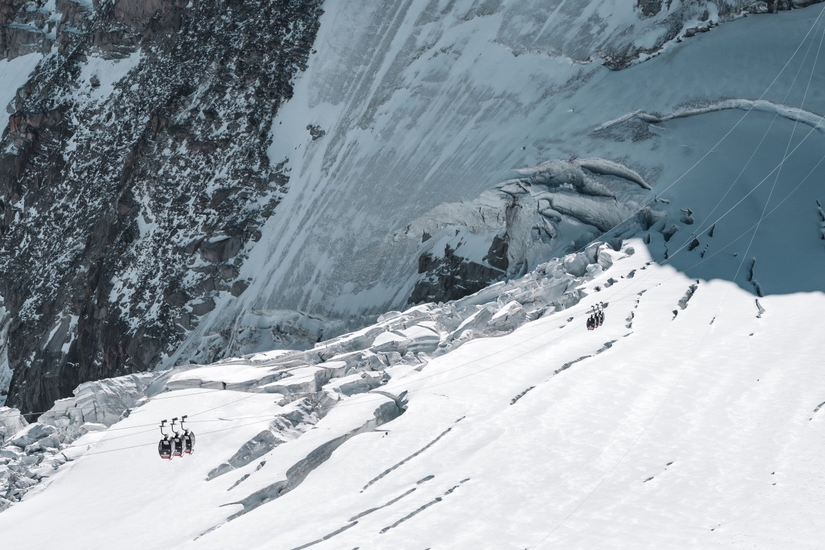 Télécabine Vallée Blanche zwischen Aiguille du Midi und Punta Helbronner am Mont Blanc
