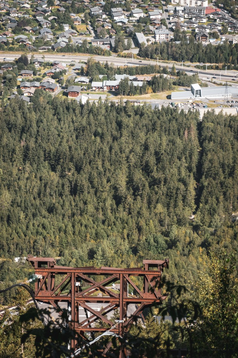 Trasse der ehemaligen Seilbahn Les Glaciers