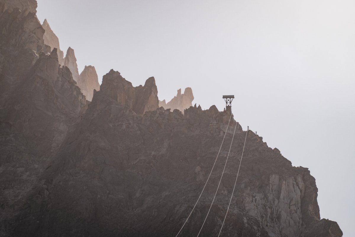 Stütze der nie fertiggestellten Seilbahn zum Col du Midi
