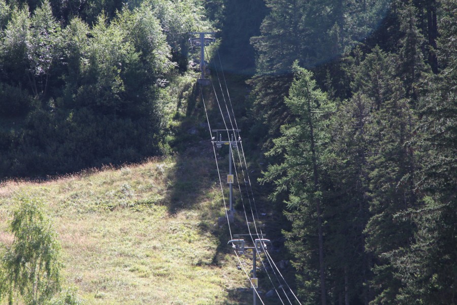 Schlepplift Le Lac in Champex, mit Baujahr 1993 die letzte Anlage überhaupt, bei der Technik von Städeli zum Einsatz kam, August 2011