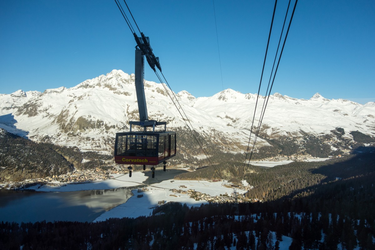 Luftseilbahn Surlej - Murtèl mit Silvaplana und St. Moritz