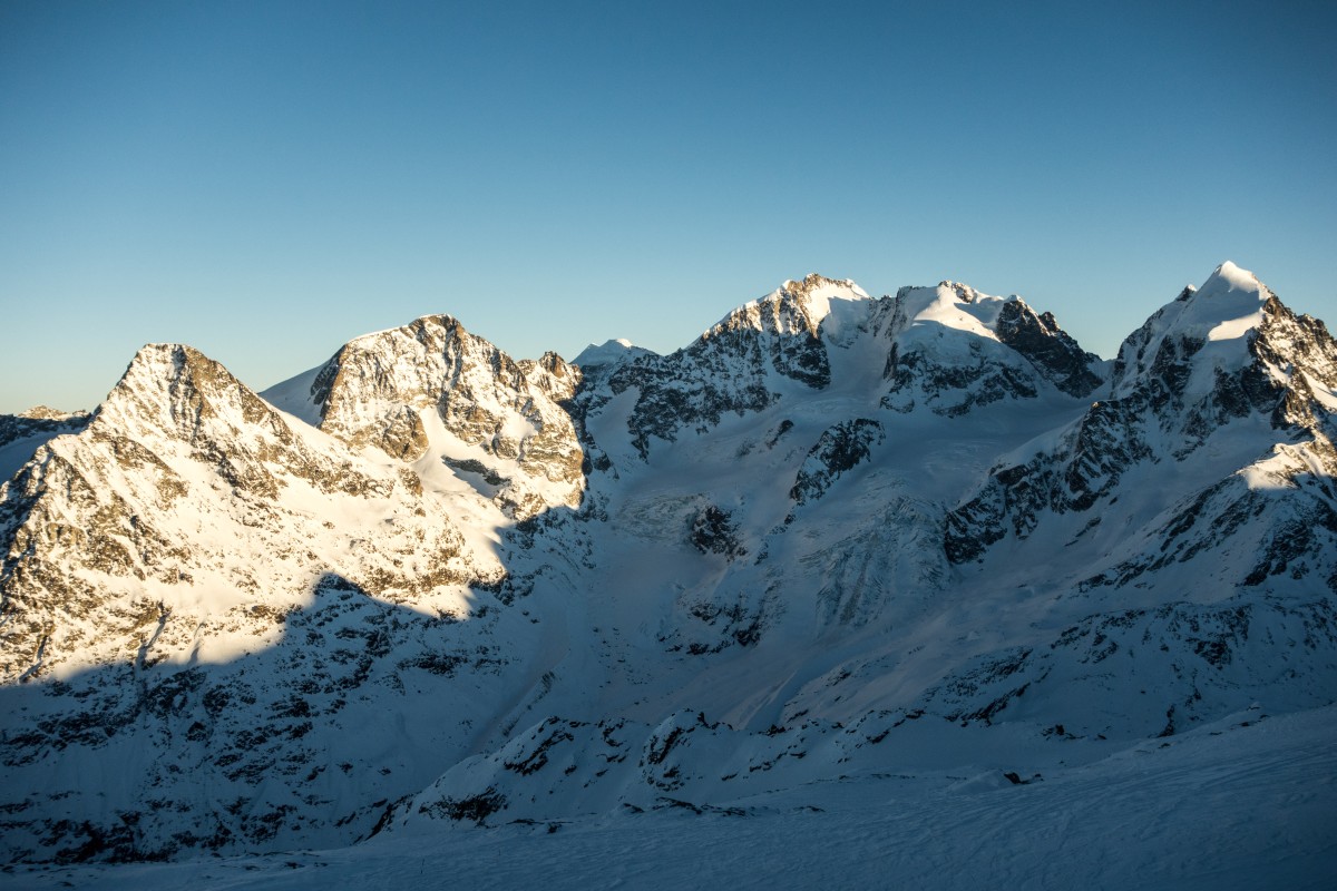 Bernina-Gruppe im Sonnenuntergang