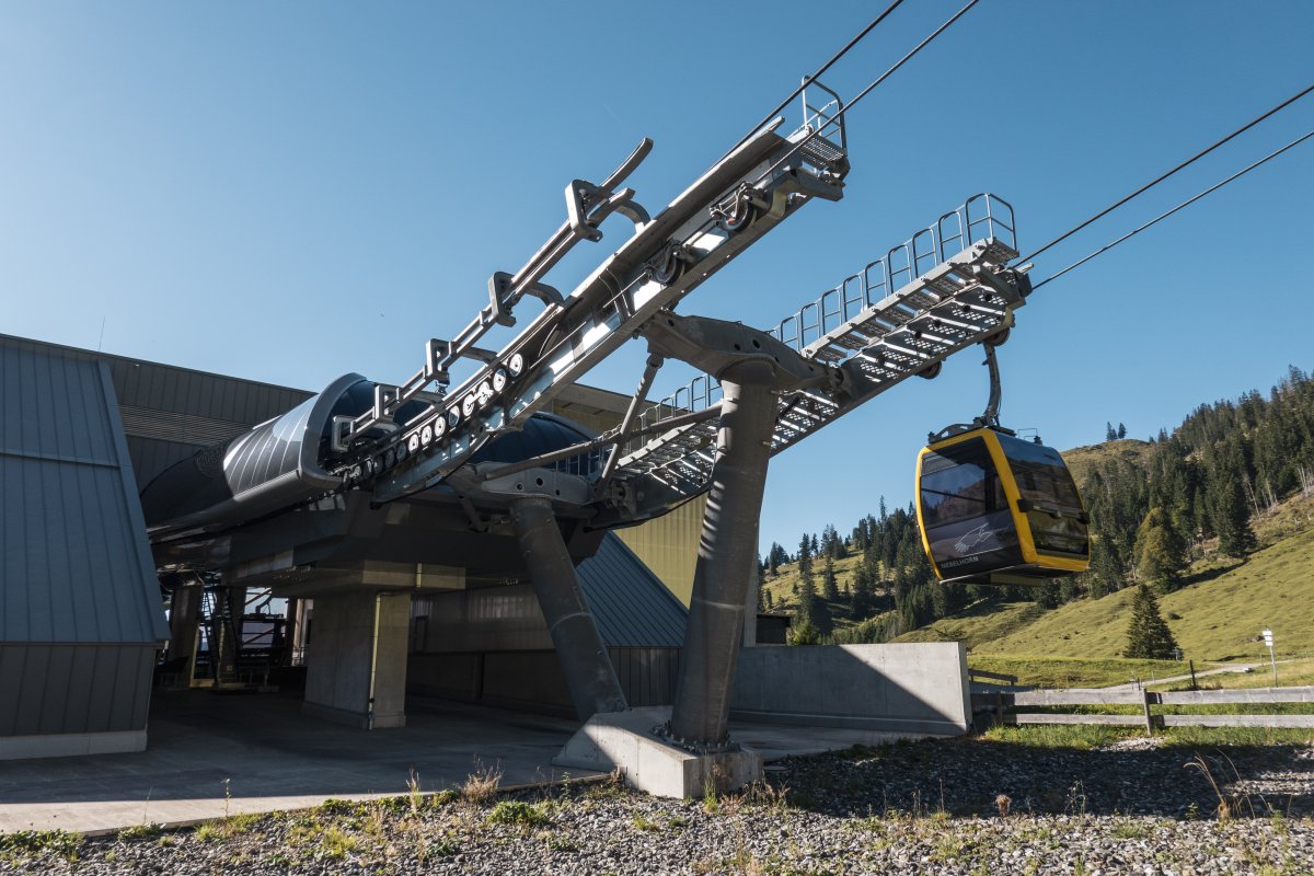 Talstation der Kabinenbahn Seealp-Höfatsblick, September 2023