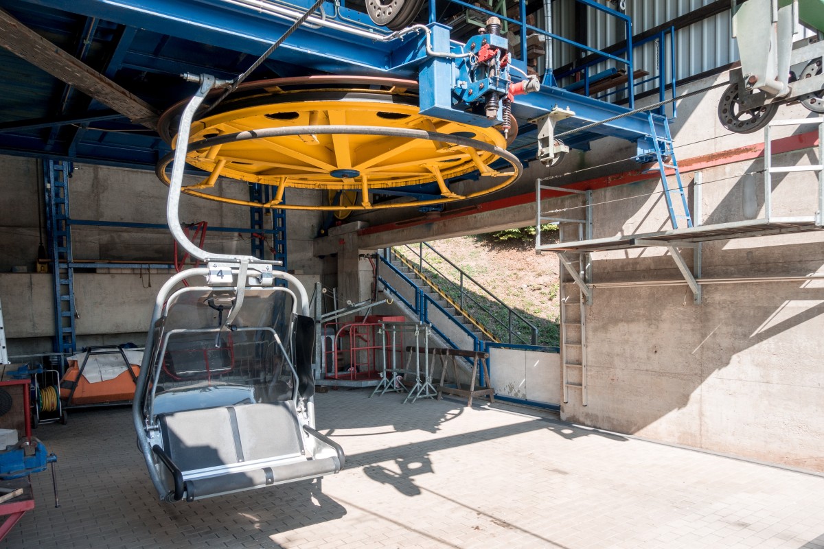 Bergstation der Sesselbahn Saarburg-Warsberg, August 2019