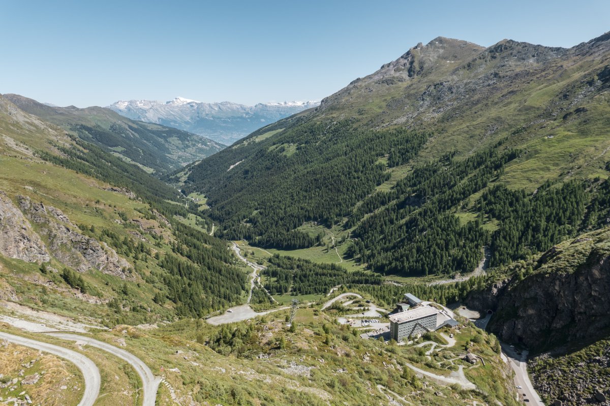 Aussicht von der Staumauer Lac des Dix im Wallis