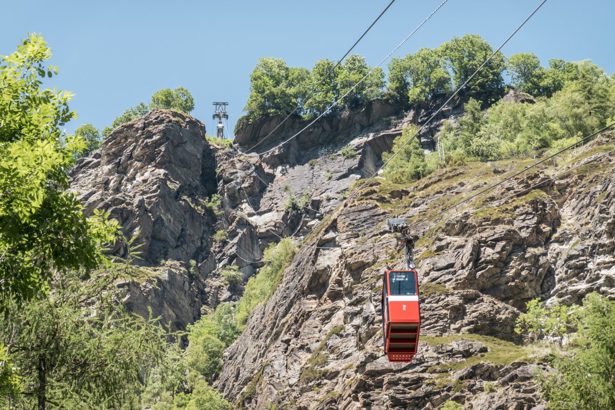 Luftseilbahn Kalpetran-Embd