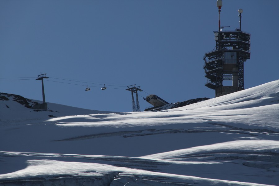 Sesselbahn Rotstöckli-Kleintitlis mit dem Titlisgletscher, September 2012
