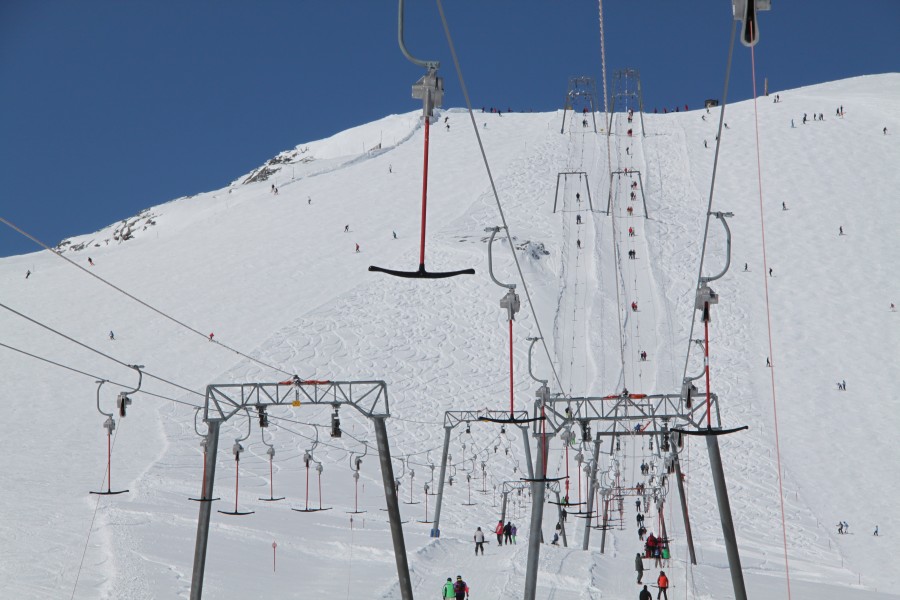 Schlepplifte Vorabgletscher, April 2010