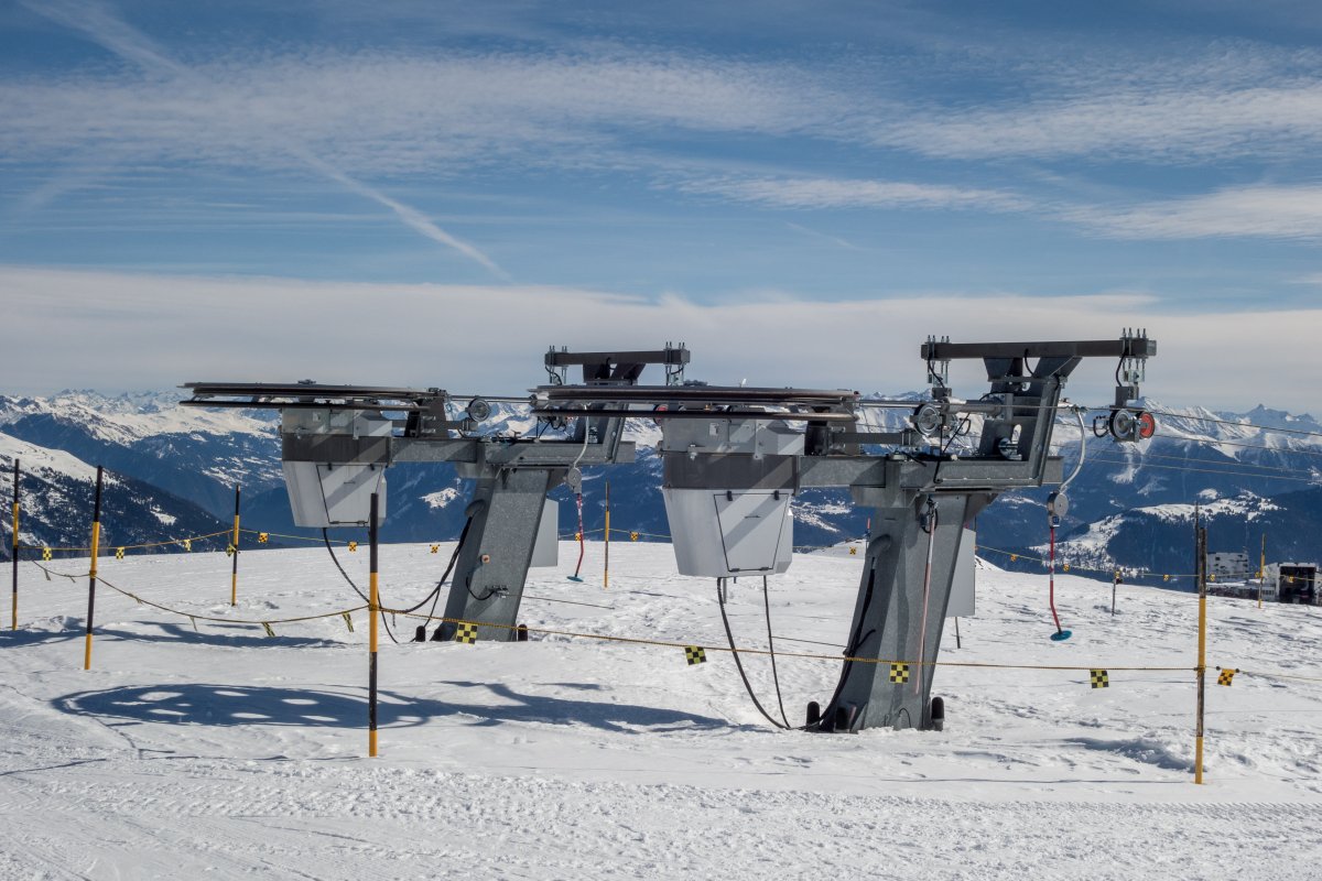 Bergstationen der Schlepplifte Ils Plauns, Februar 2019