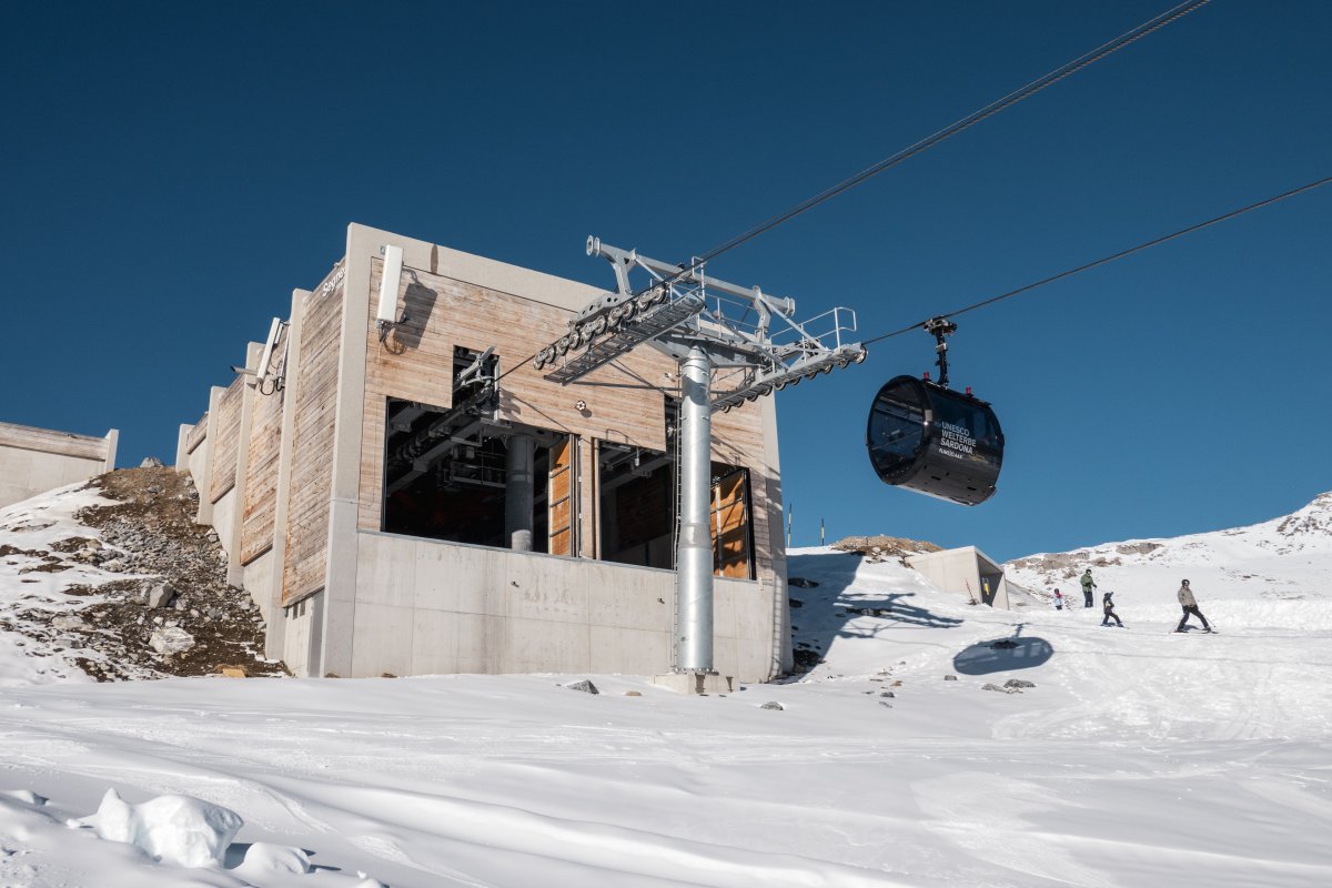 Bergstation der Kabinenbahn Startgels-Segnes, Dezember 2025
