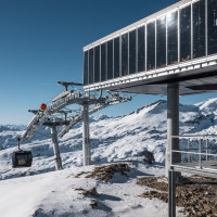 Bergstation der Kabinenbahn Segnes-Ils Cugns, Dezember 2025