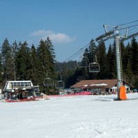 Talstation der Sesselbahn Tête de Grouvelin, März 2015