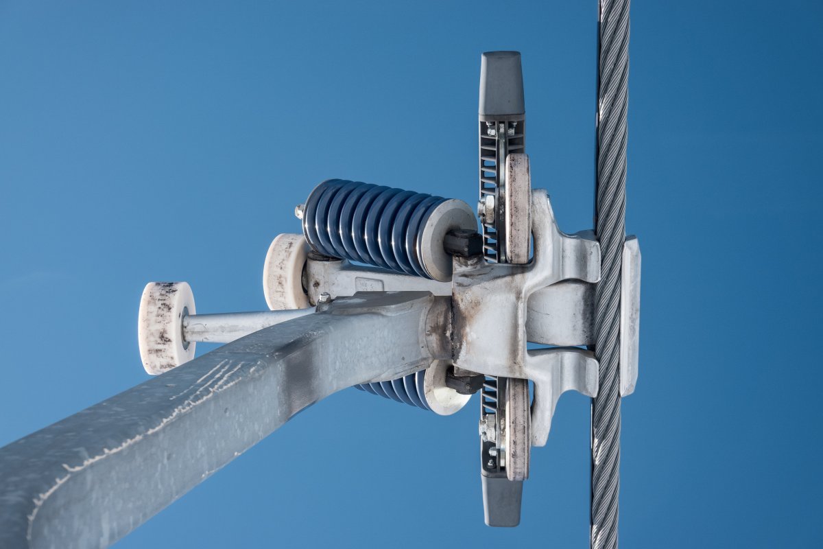 Klemme der Sesselbahn Morel, Februar 2025