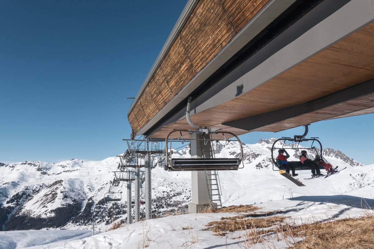 Bergstation der Sesselbahn Soleil Rouge, Februar 2025